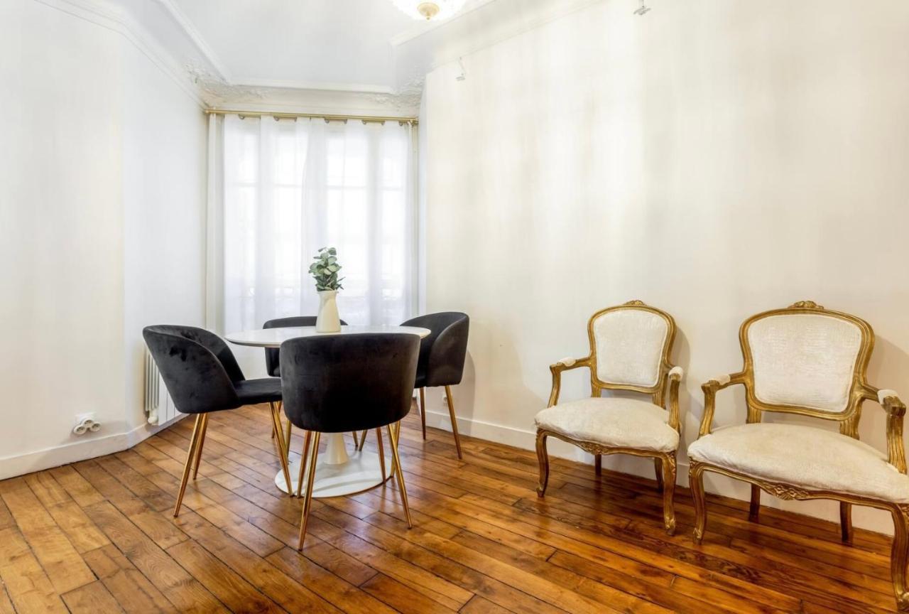 Abbesses - Superbe Appartement Avec Cheminees Париж Екстер'єр фото