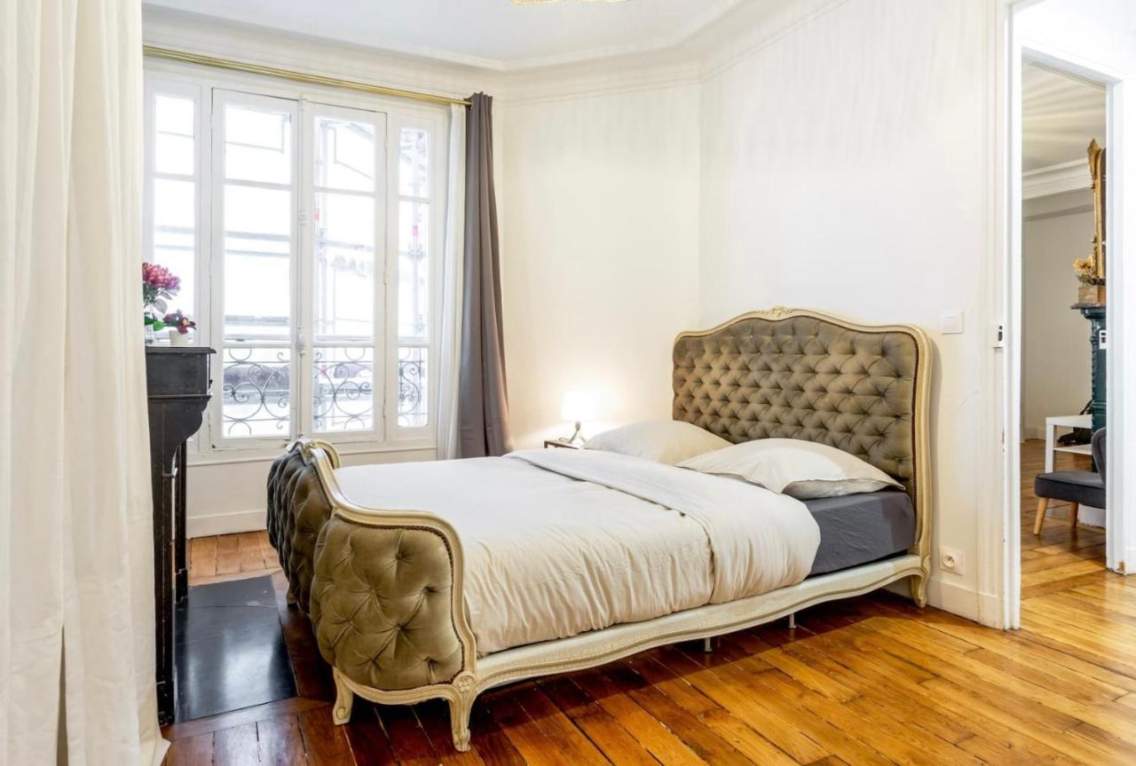 Abbesses - Superbe Appartement Avec Cheminees Париж Екстер'єр фото
